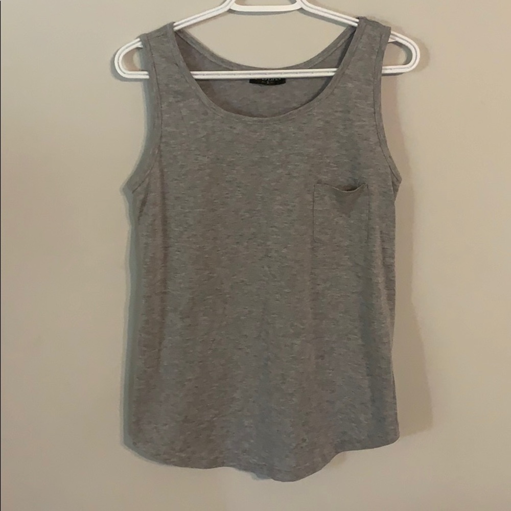 Grey tank